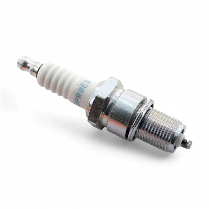 Spark plug bpr8es Spark plug bpr8es